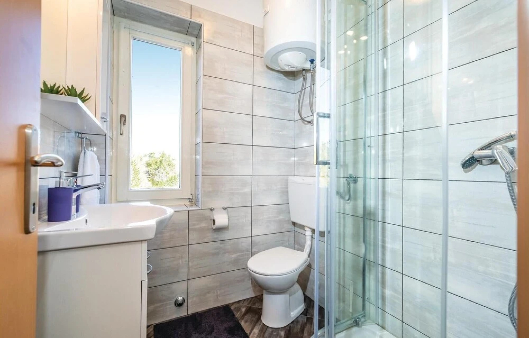 Amazing Home in Razanac With 2 Bedrooms and Wifi