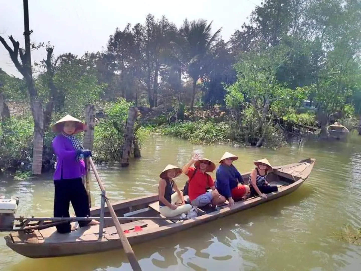 Hà Phan Holiday House
