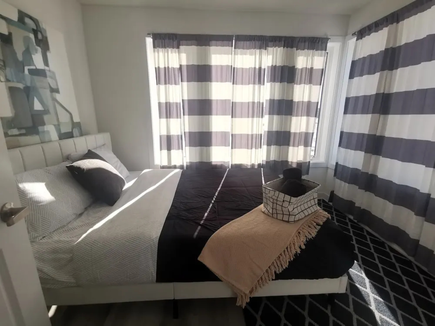 Barrie Comfort Lodging
