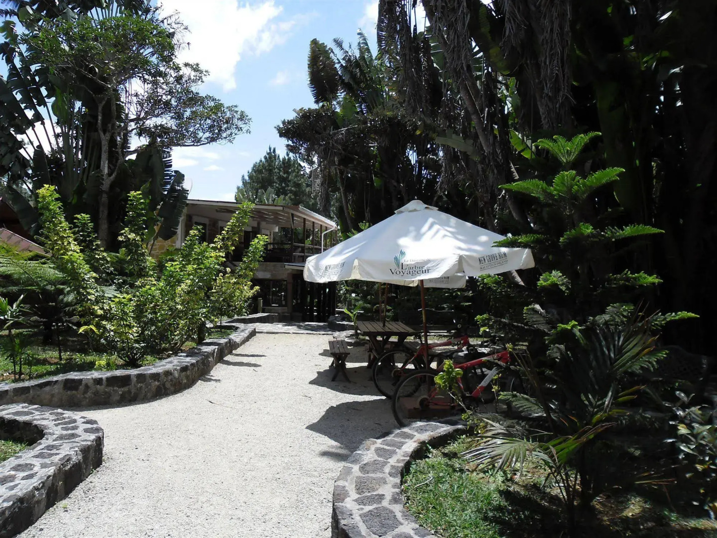 Le Domaine de L’arbre du Voyageur