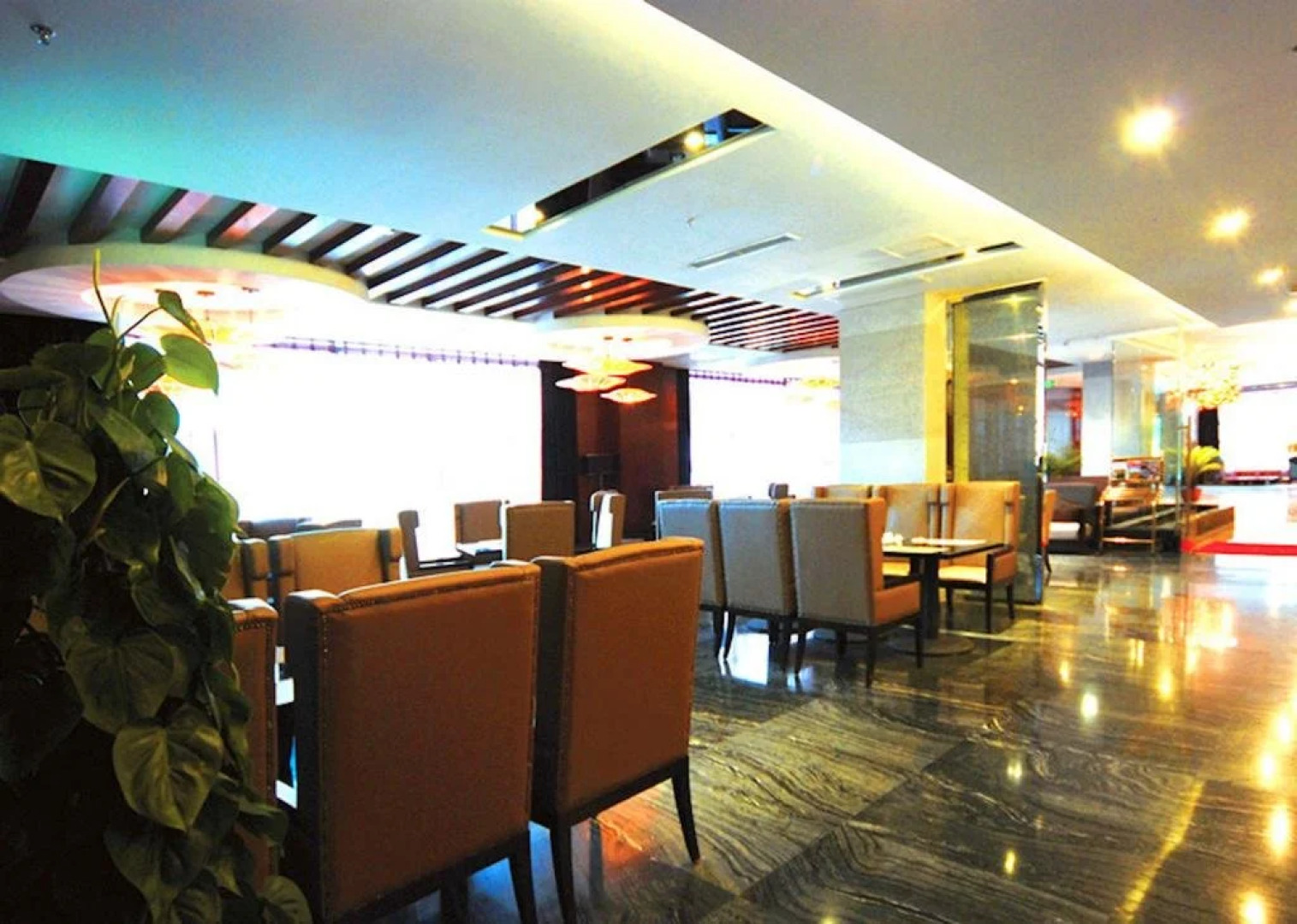 Nyingchi Minshan Hotel