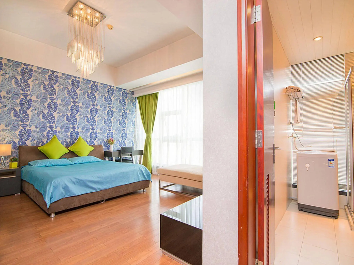 Westlake 7 Service Apartment