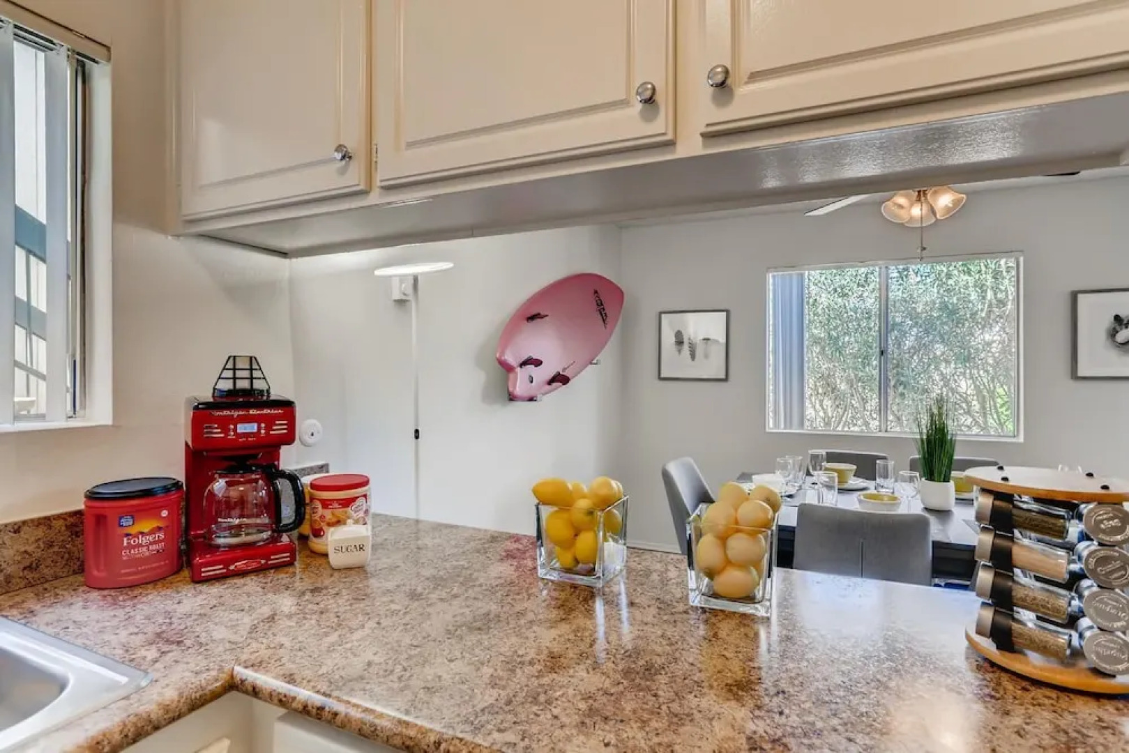 Private Entrance - 2BR Next To Ritz Carlton - Walk Down to Ocean! (MB1)