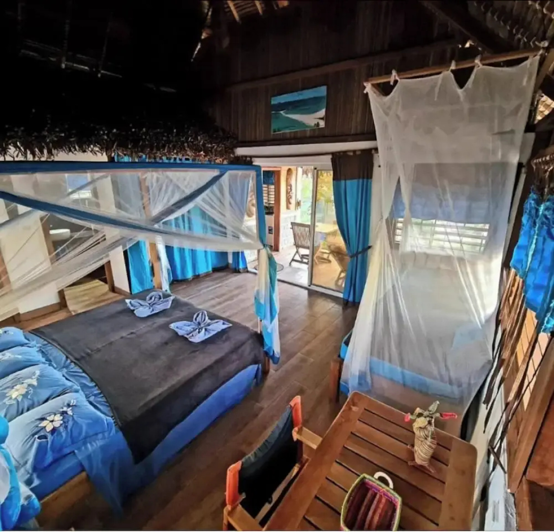 Coconut Lodge