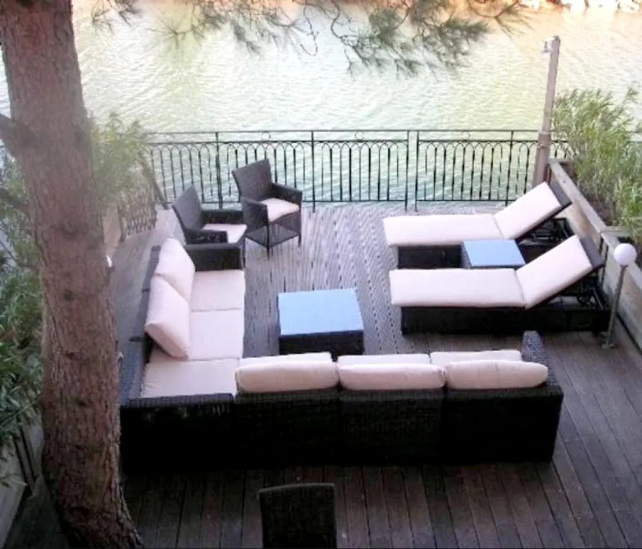 House With 2 Bedrooms in Cogolin, With Shared Pool, Terrace and Wifi