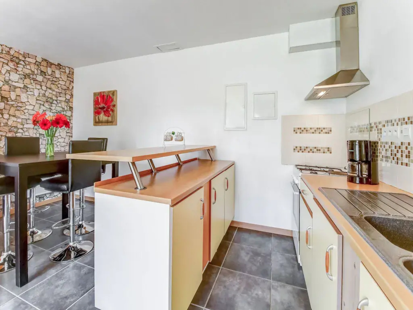 Welcoming Holiday Home in Brainville With Fenced Garden