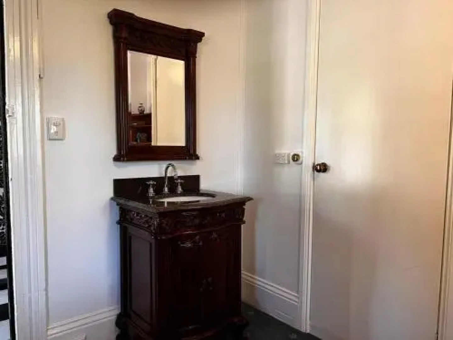 Quality Inn St. Mounts