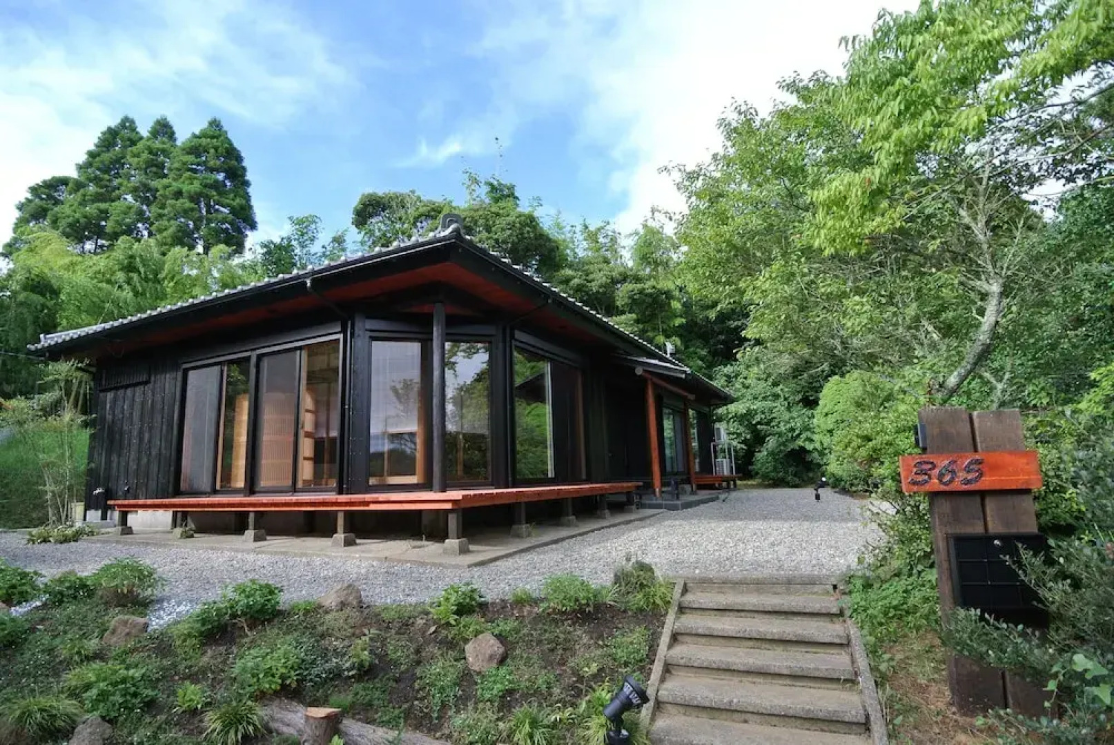 Sato No Hakoniwa Lodge 365