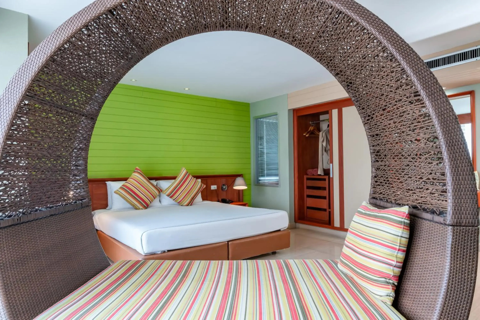 Long Beach Cha-Am Hotel