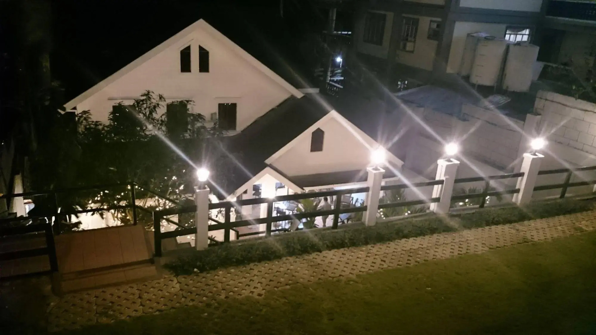 Chateau Beatrice Bed & Breakfast