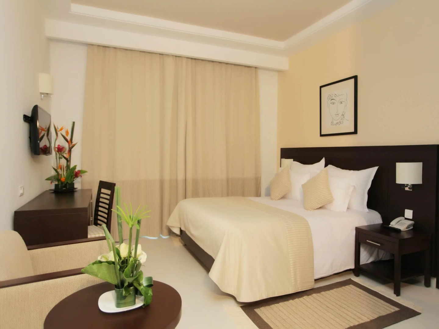 Corail Suites Hotel