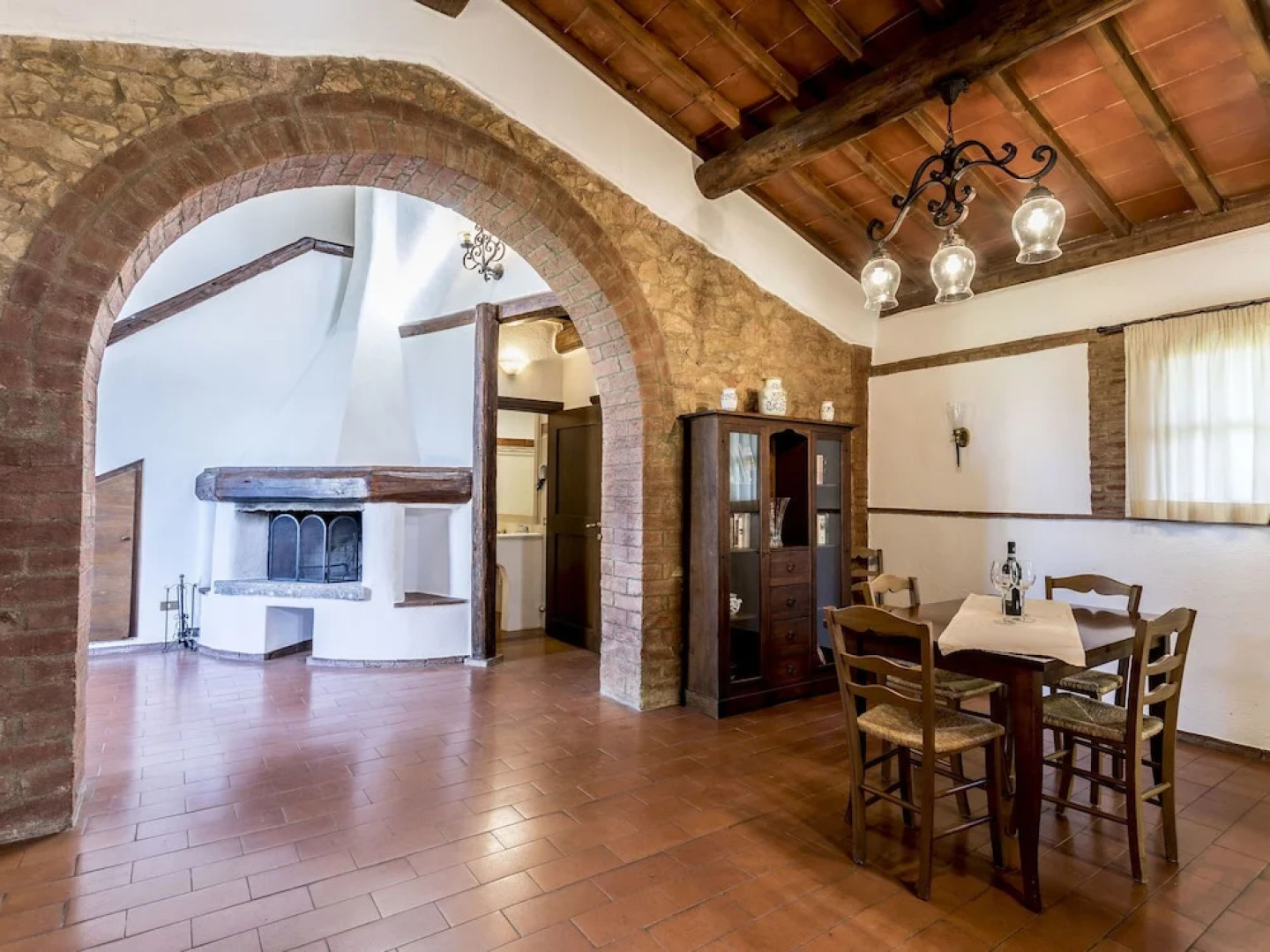 Spacious Apartment on an Estate From the 14th Century, Centrally Located in Tuscany