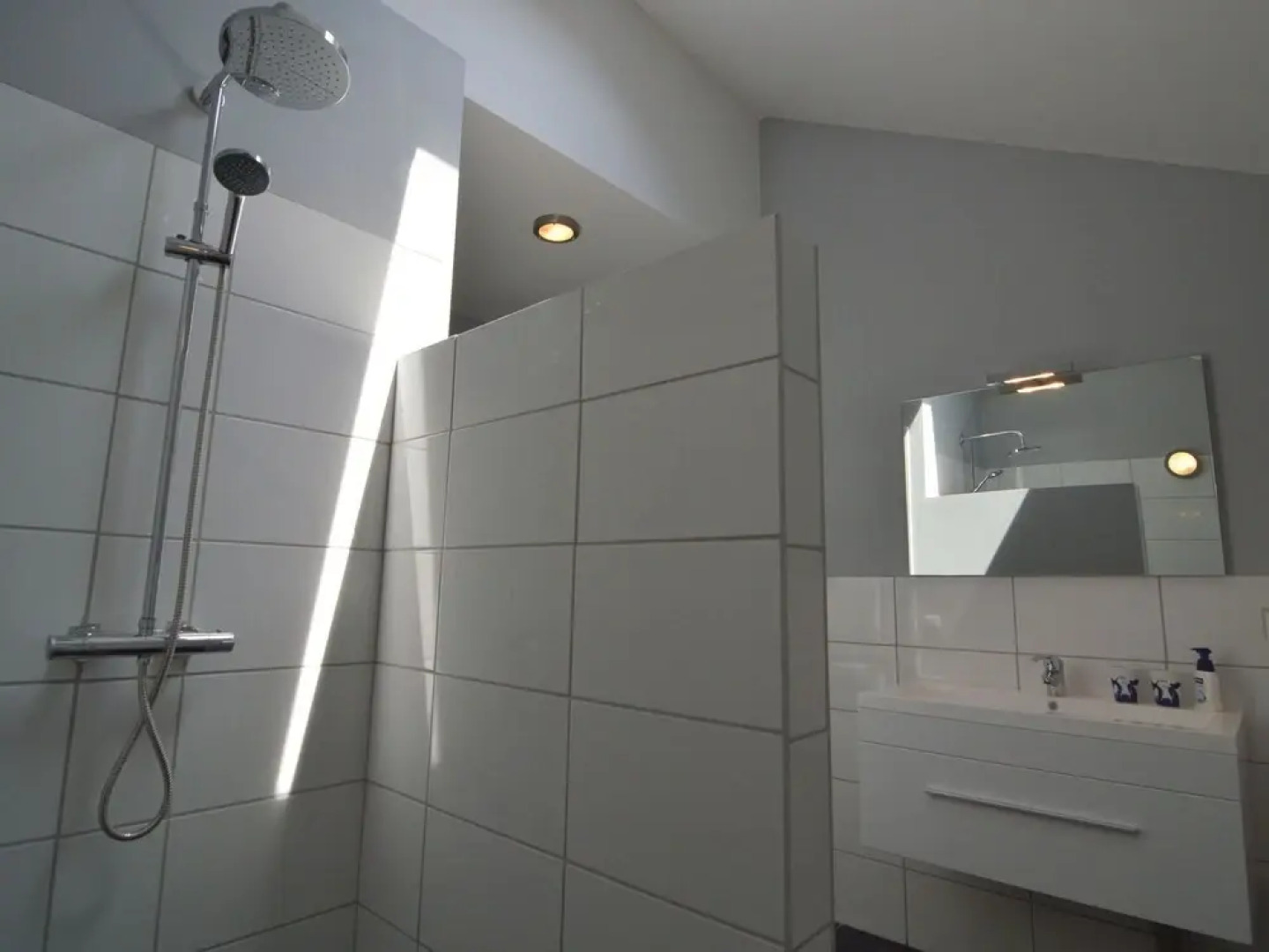 Modern Apartment Near Town Center in Klimmen