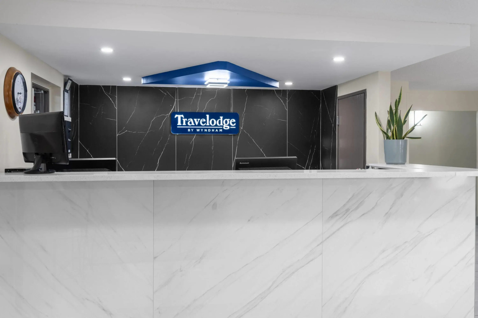 Travelodge by Wyndham Fargo West Acres