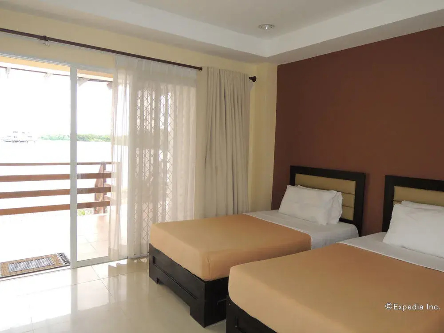 Papa Kit's Marina and Fishing Lagoon