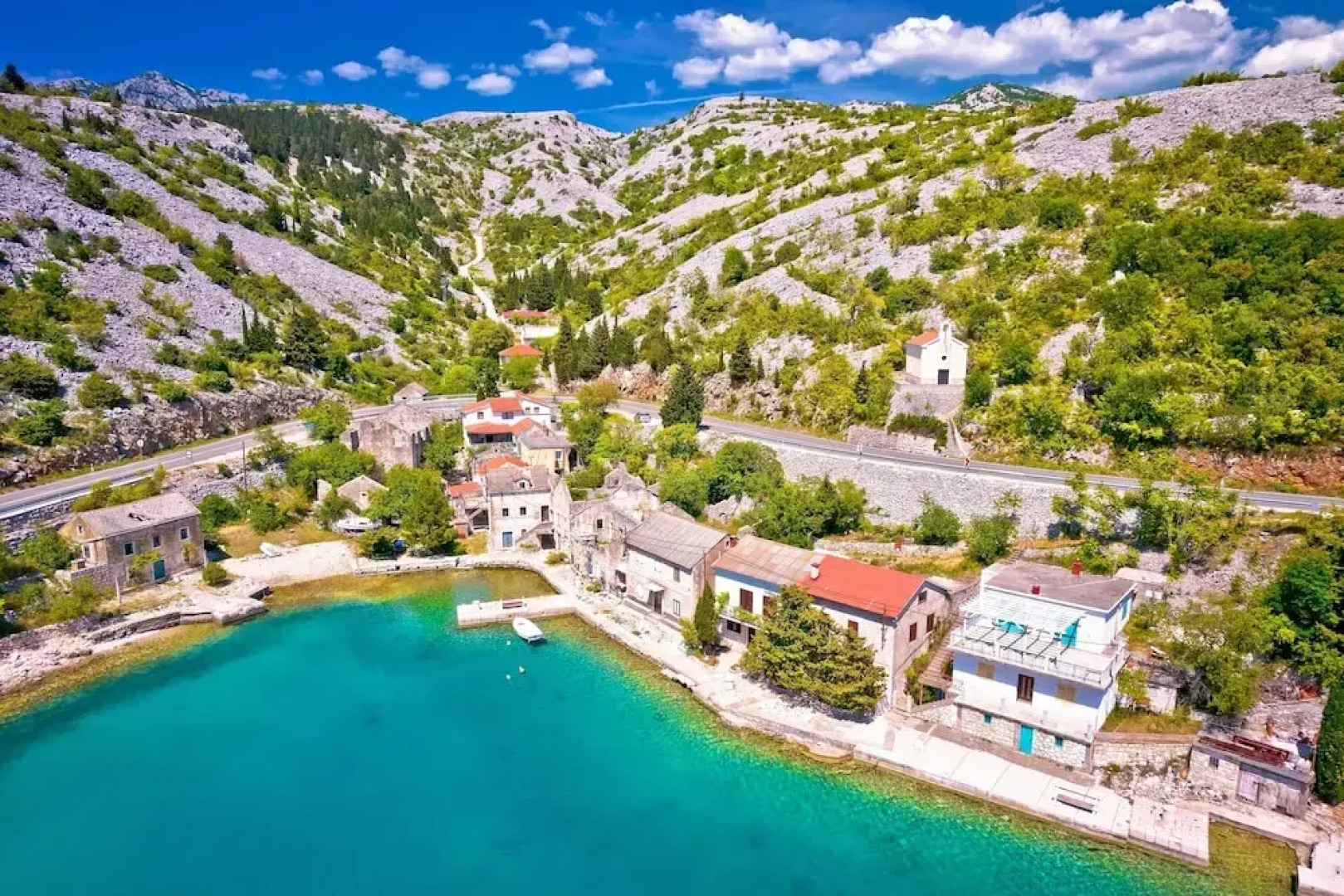 Holiday Home Seafront Escape