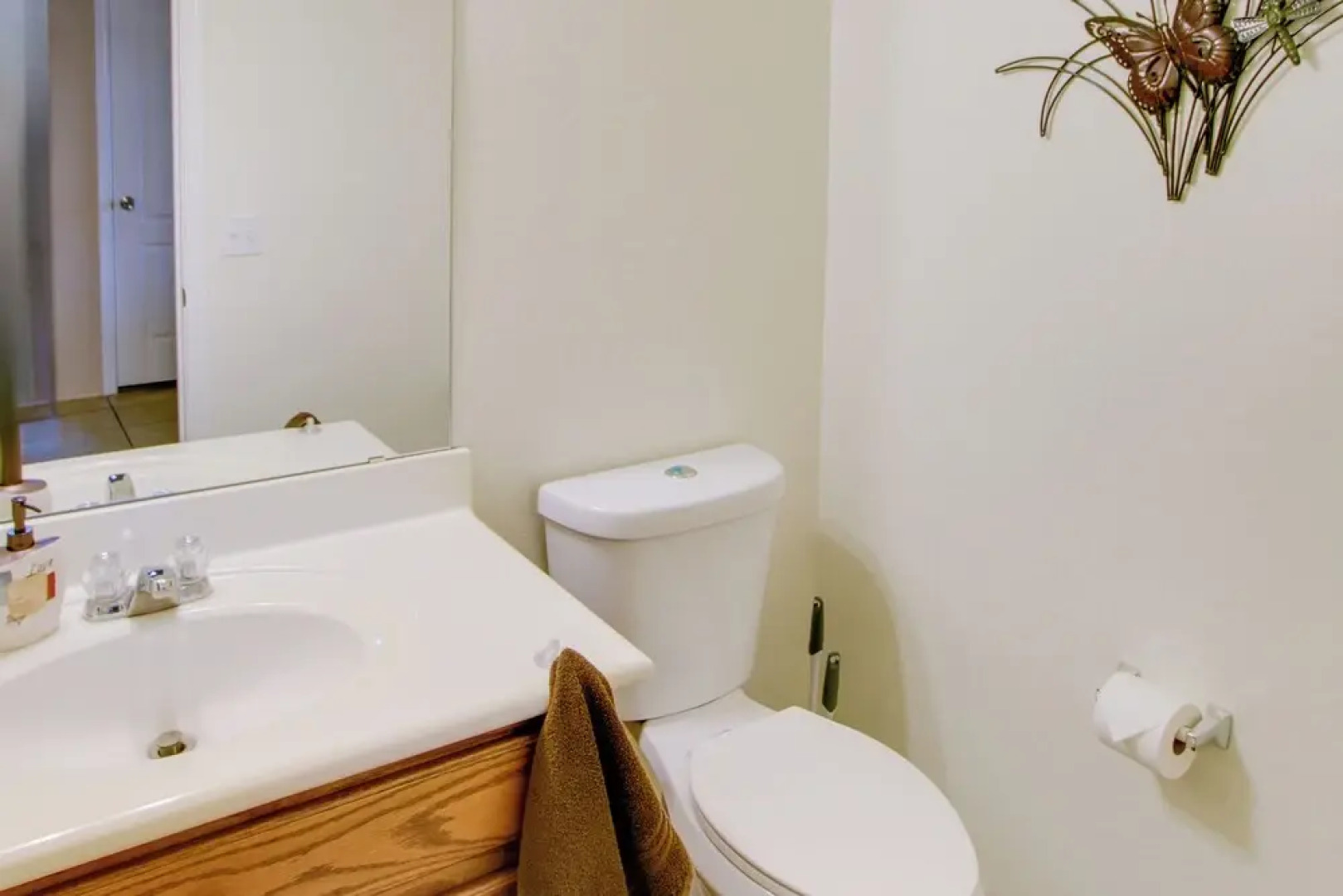 San Tan Mountain Escape w/ Patio & Pool Access!