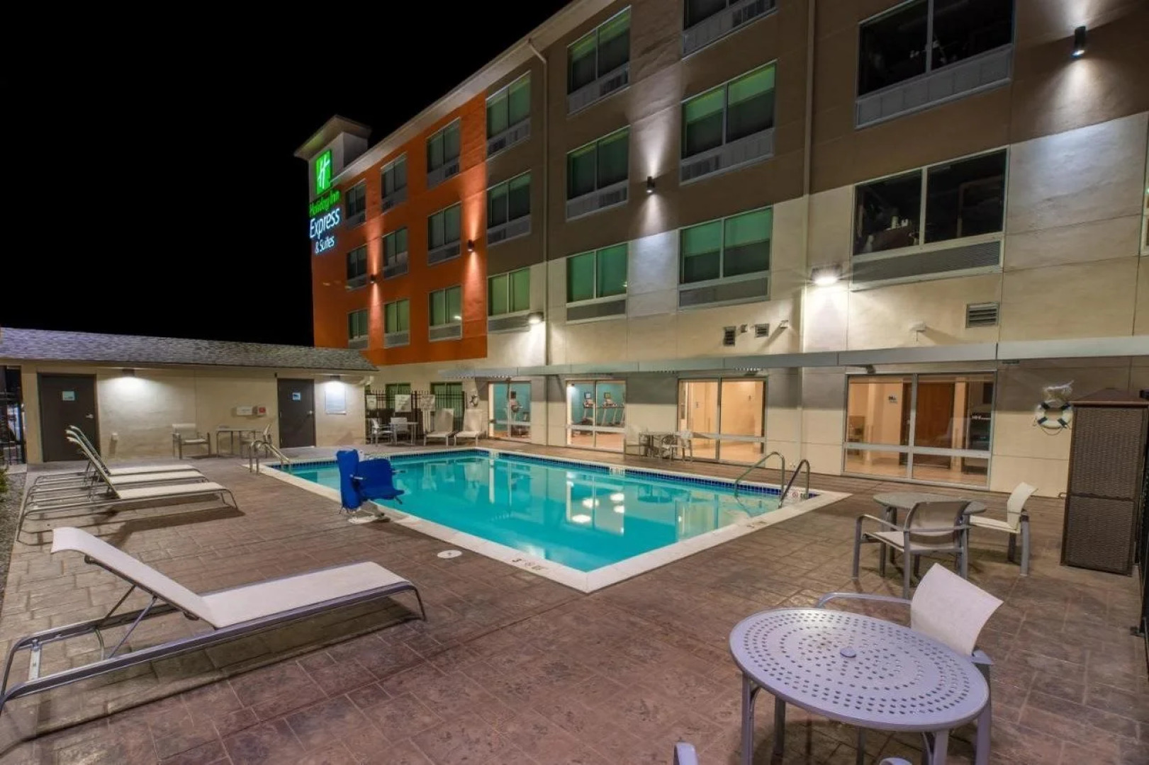 Holiday Inn Express & Suites Moses Lake by IHG