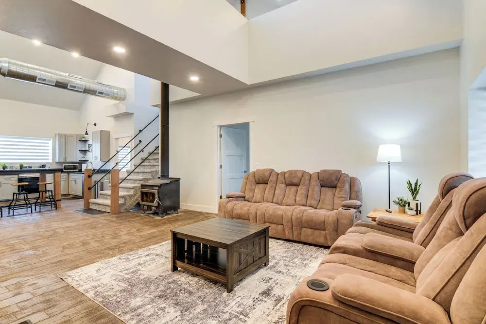 Between Bryce Canyon & Zion: Hiker's Paradise!