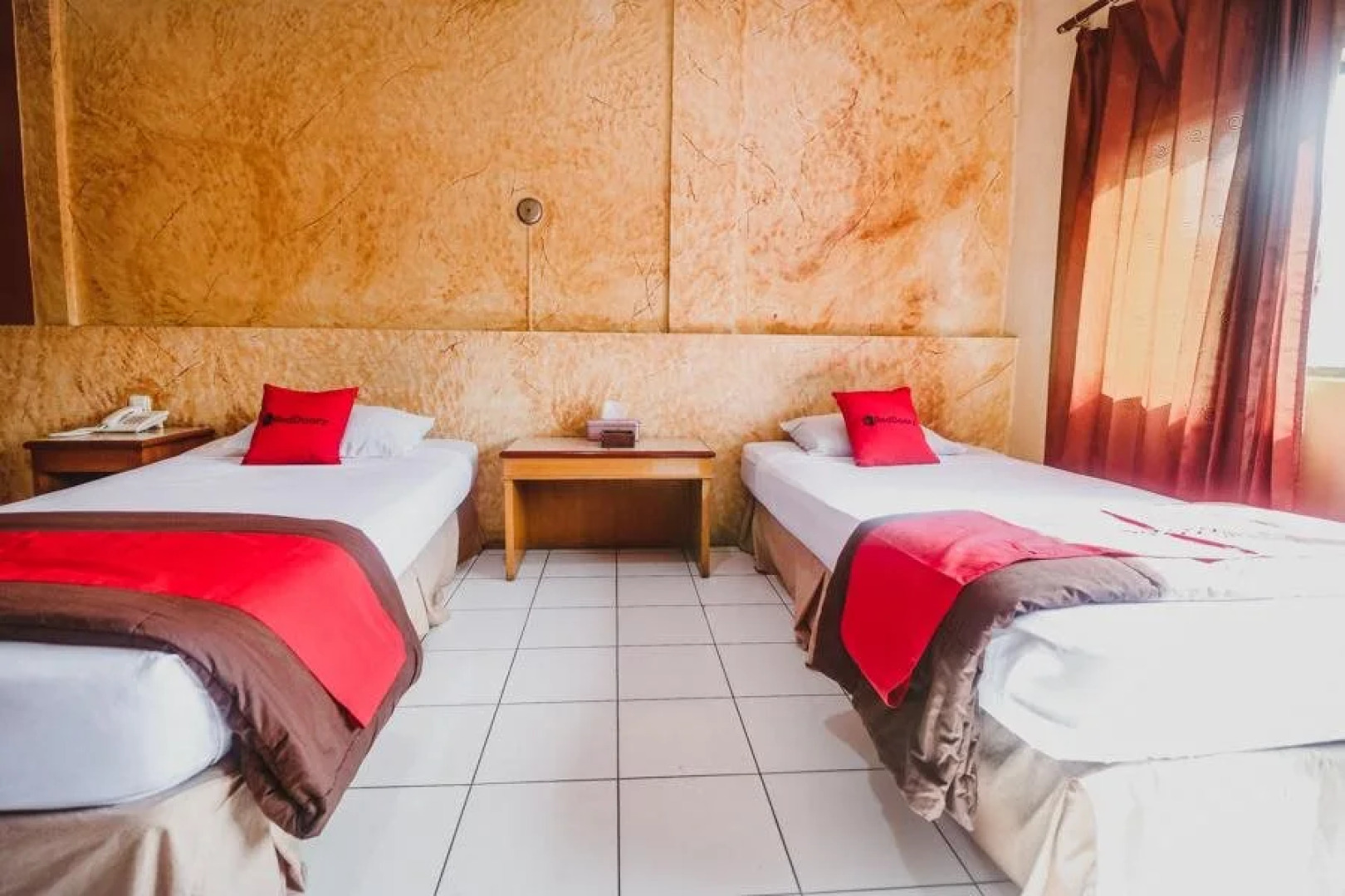 RedDoorz Plus near Jambi Prima Mall