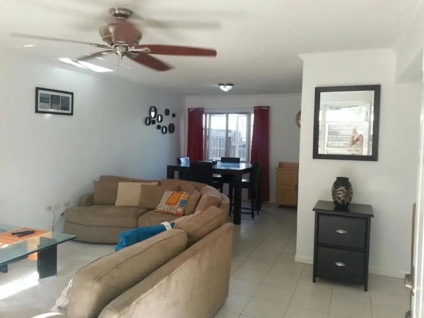 Signature's 21 At the Country Club