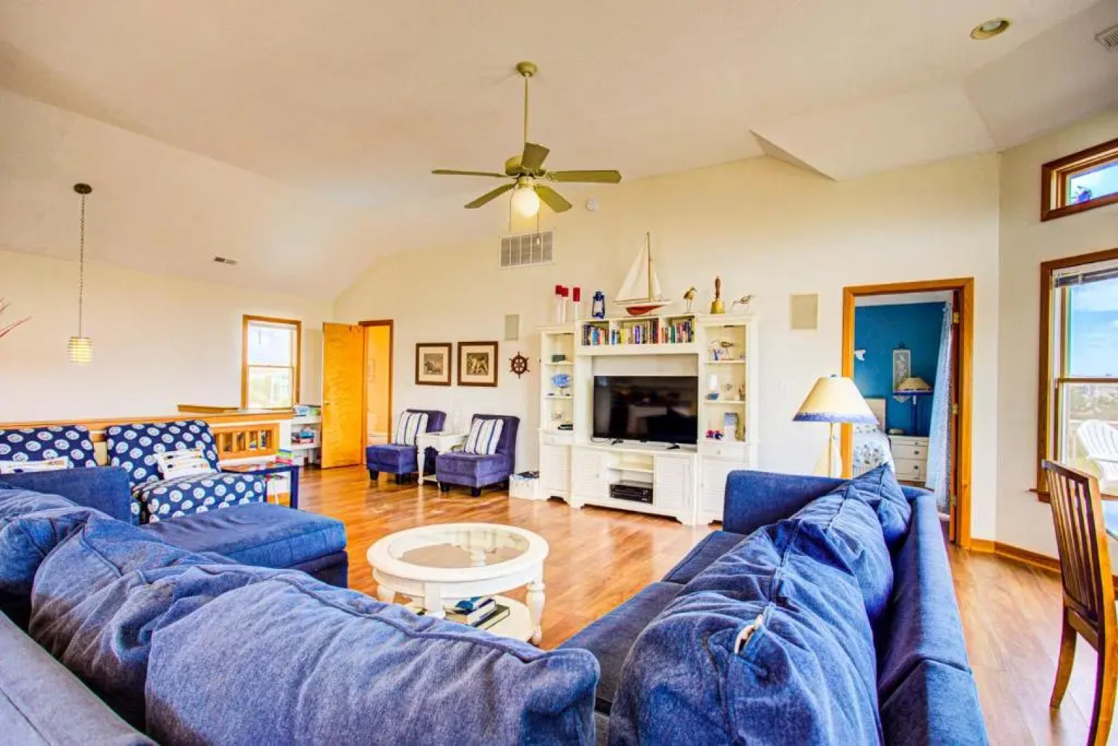 1240 Whale Song I Ocean View