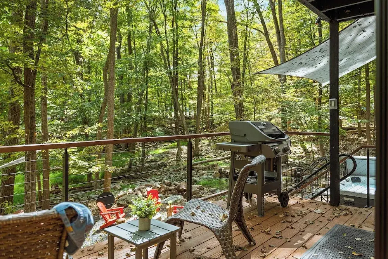 Hot Tub, Lake Access + Community Amenities Somerset Lodge by Avantstay