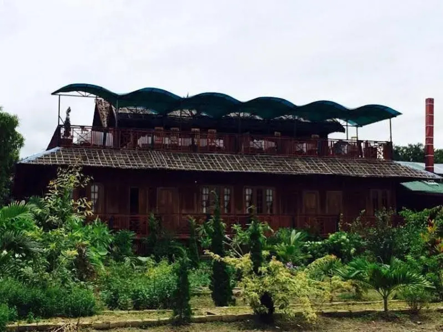 小山姆卡尔小屋(Little Samkar Lodge)