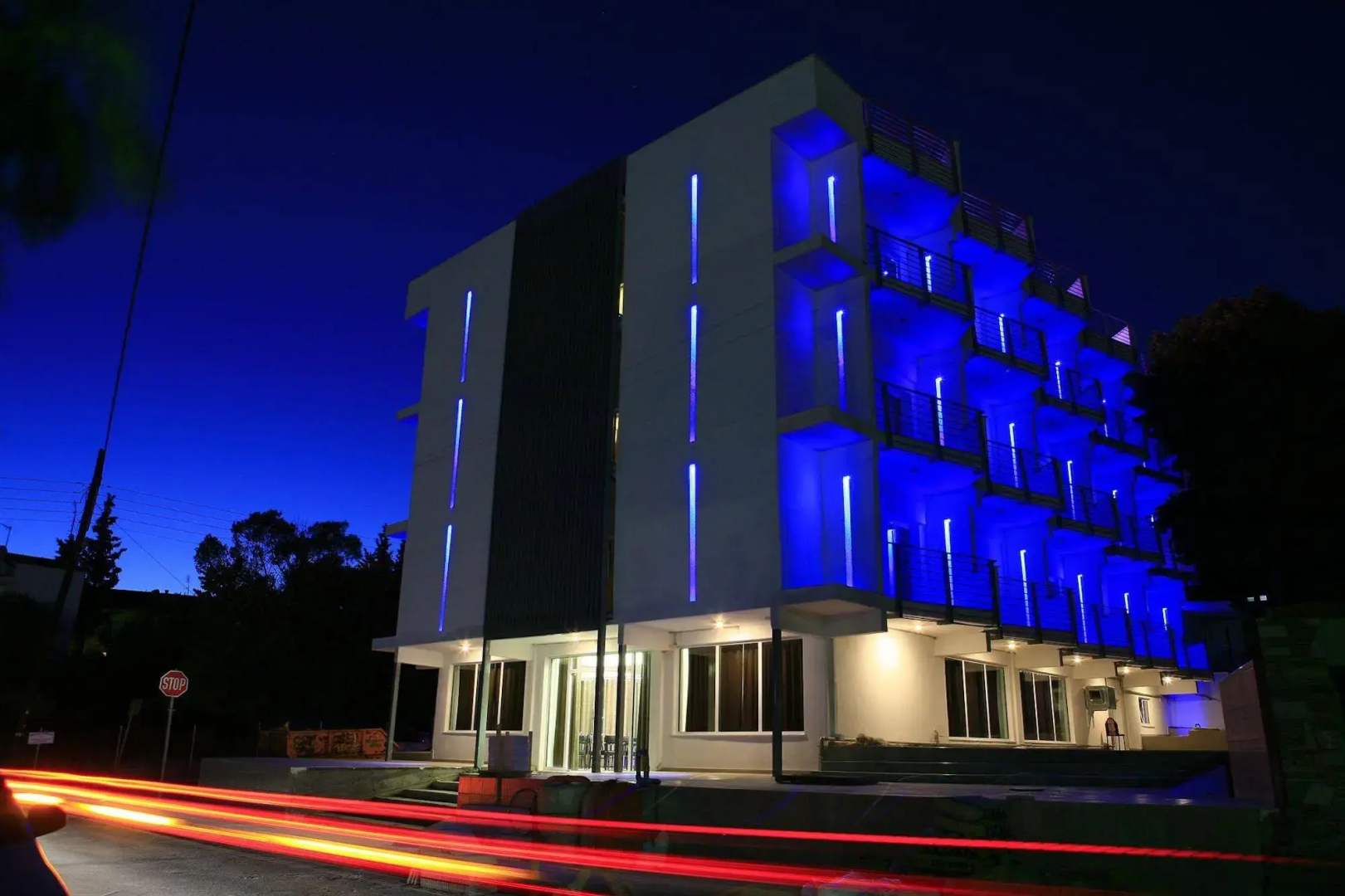 Galaxy Art Hotel