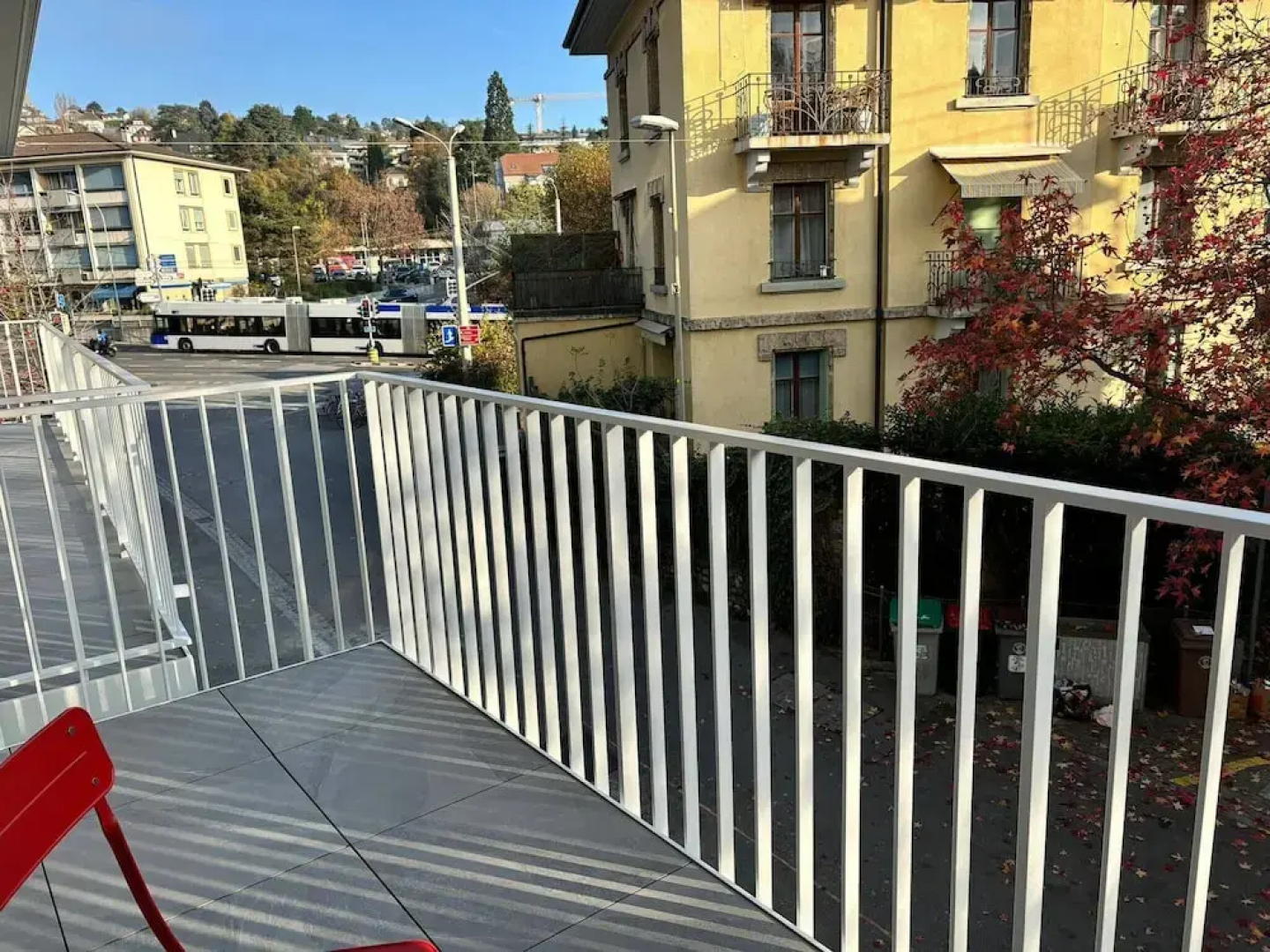 Grape Place With Washing Machine