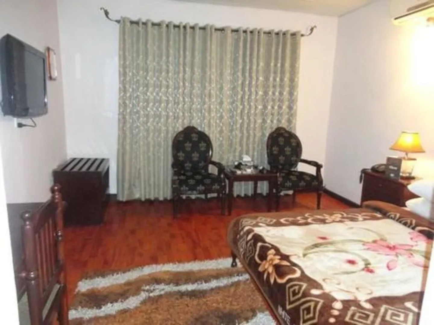 Shelton Green's Hotel