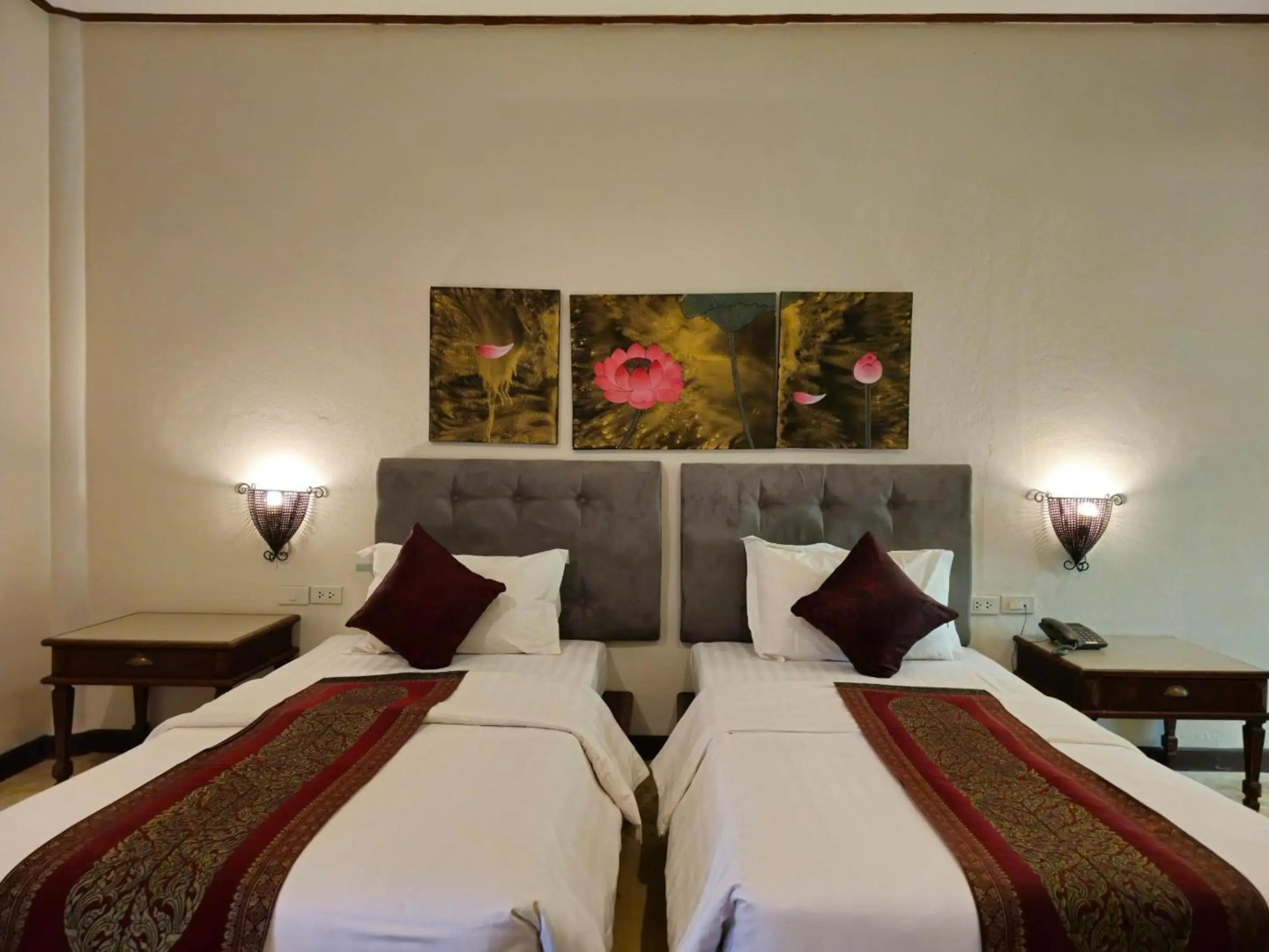 Baan Panwa Resort