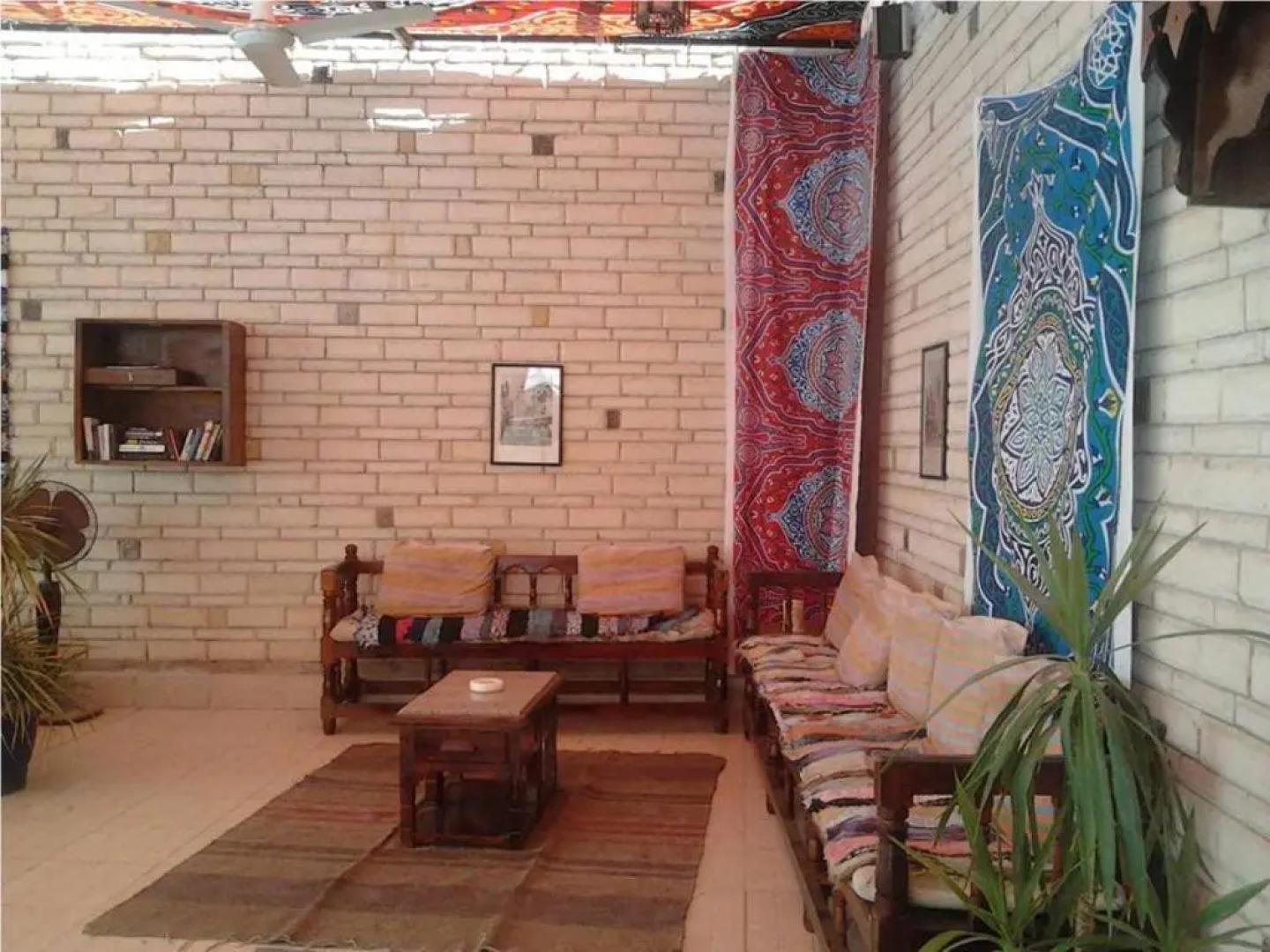 Nile Valley Hotel & Restaurant