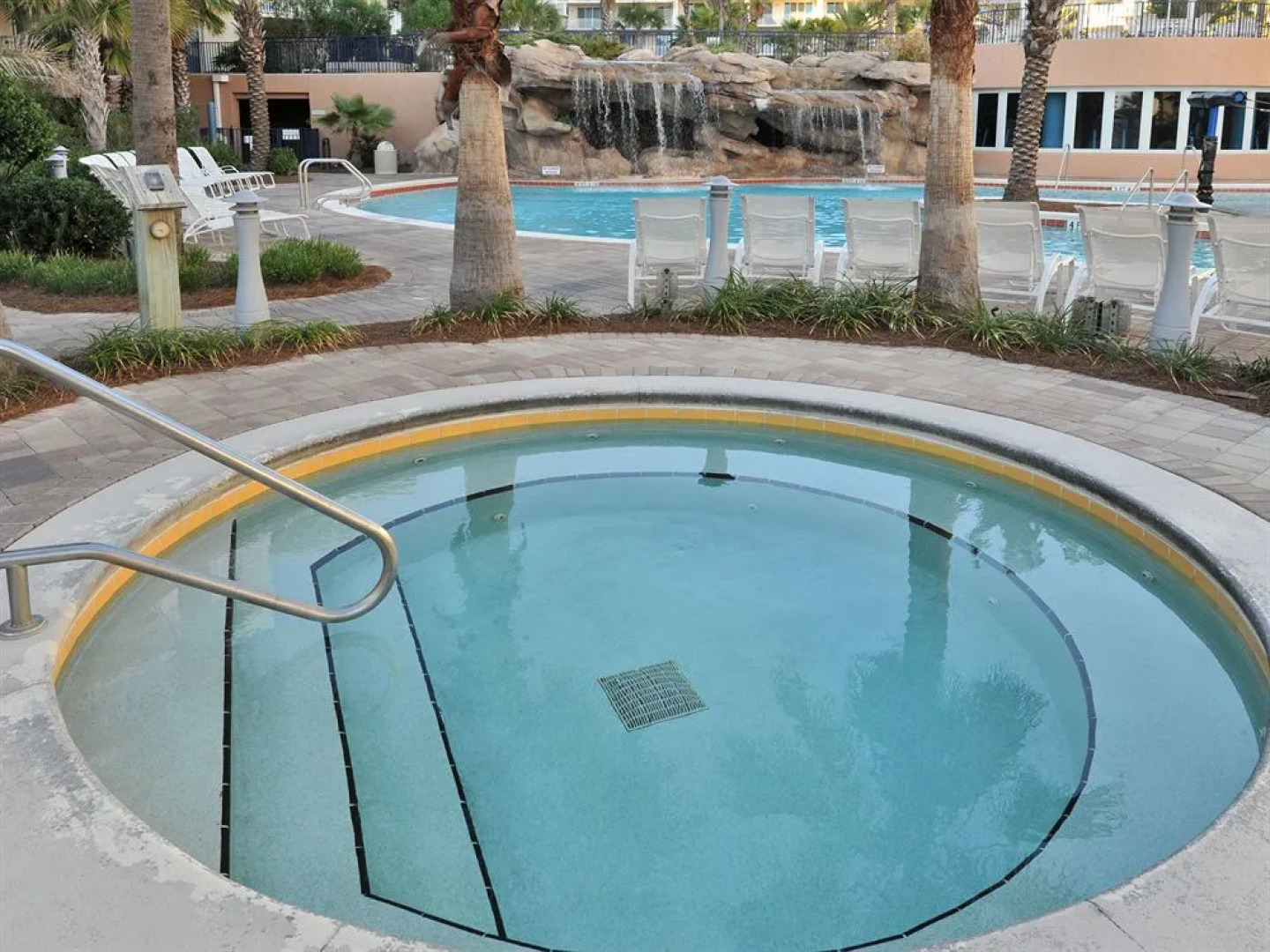 Waterscape Condominiums