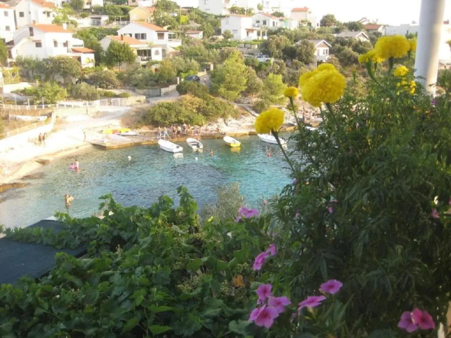 Apartment Miki - 25 m from the sea