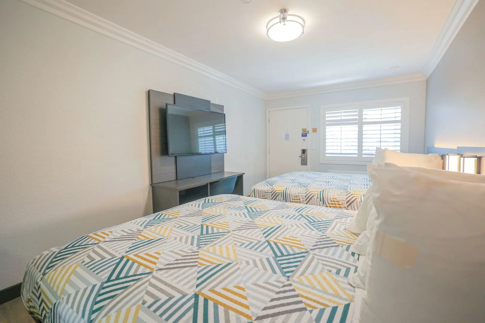 Motel 6 Tustin, CA – Orange County