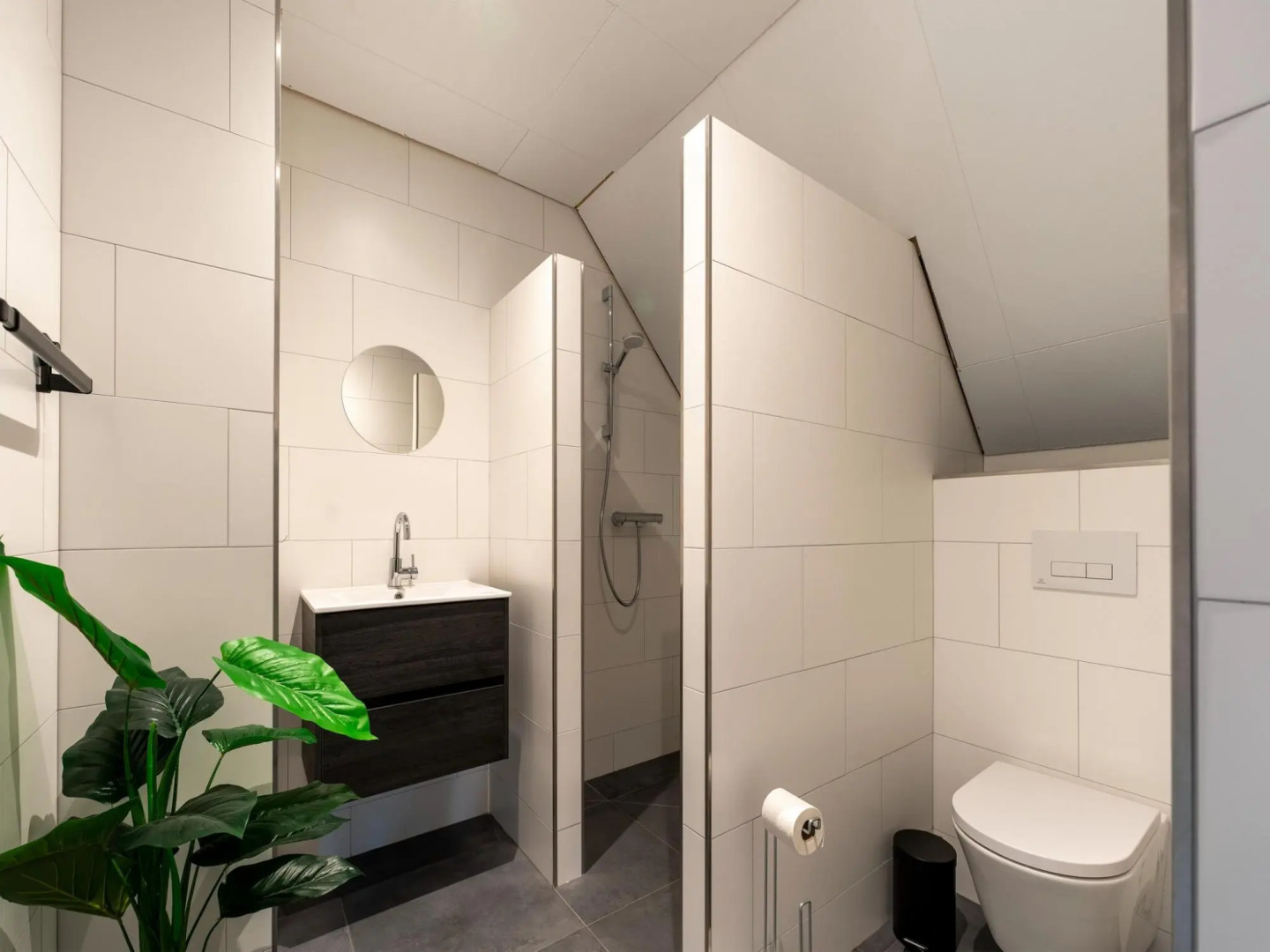 Spacious holiday home in Voorst with garden