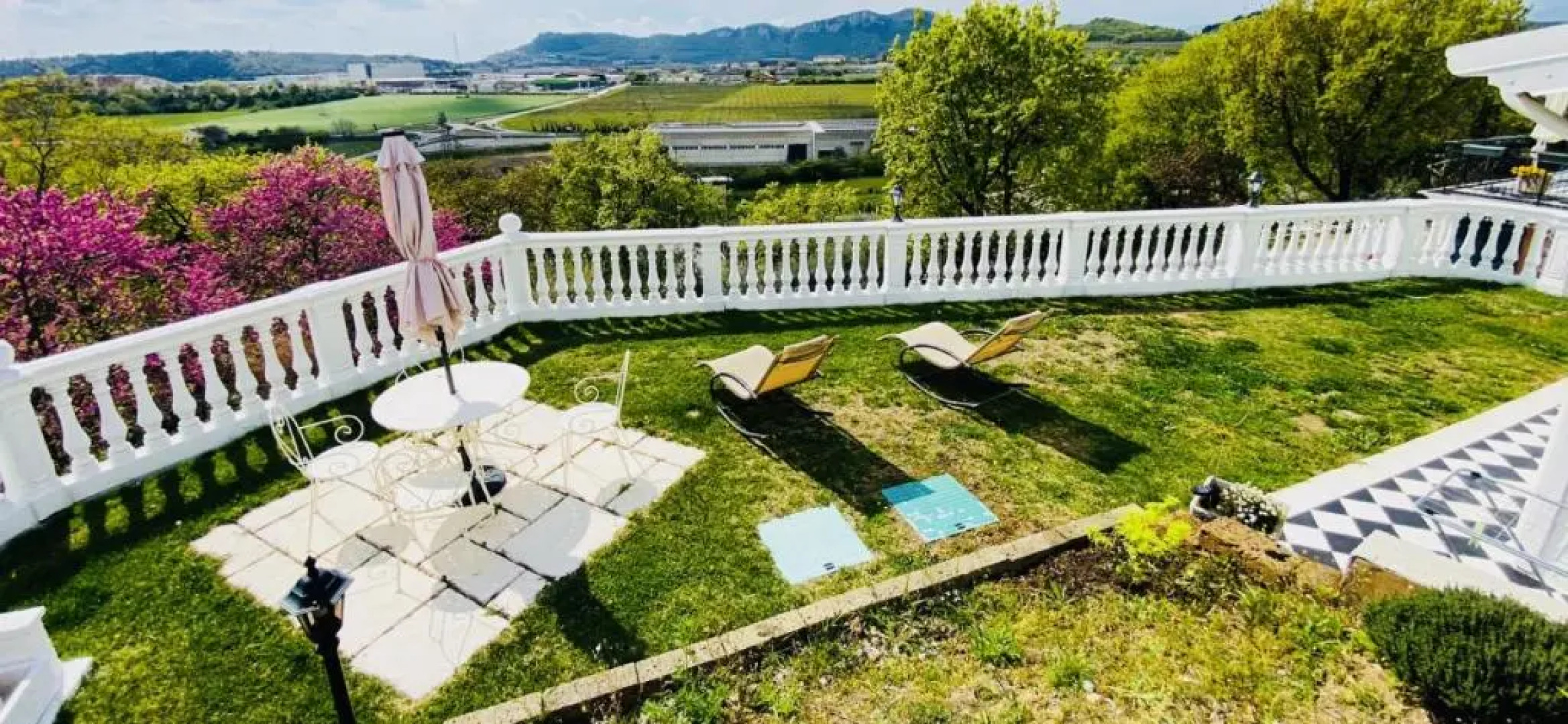 Villa Poggio Ulivo Apartments