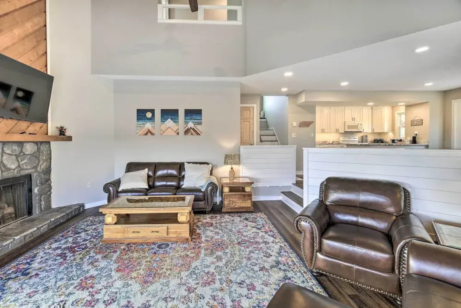 Updated Kingsport Home w/ Deck + Mtn Views!