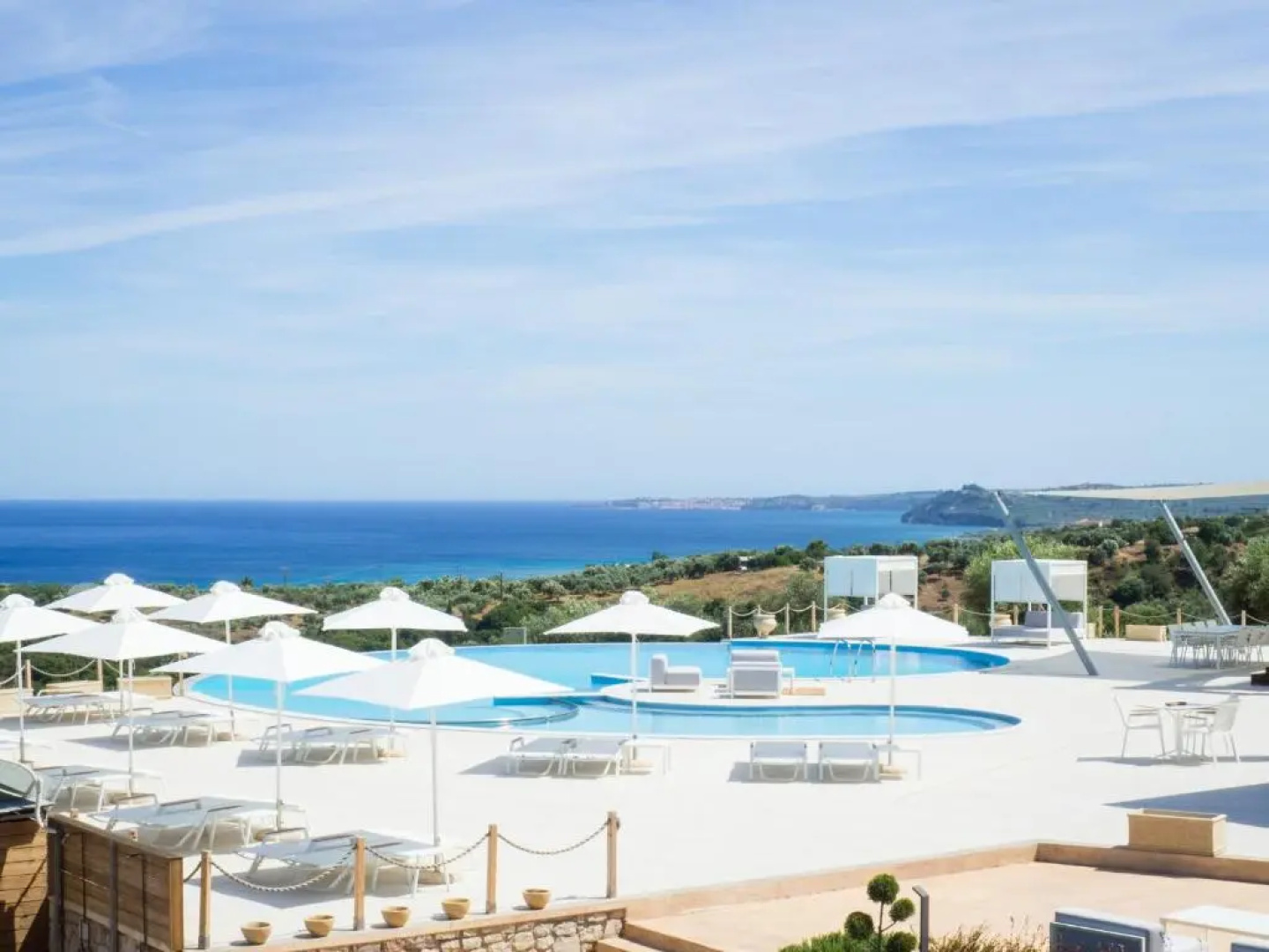 White Donkey Hotel