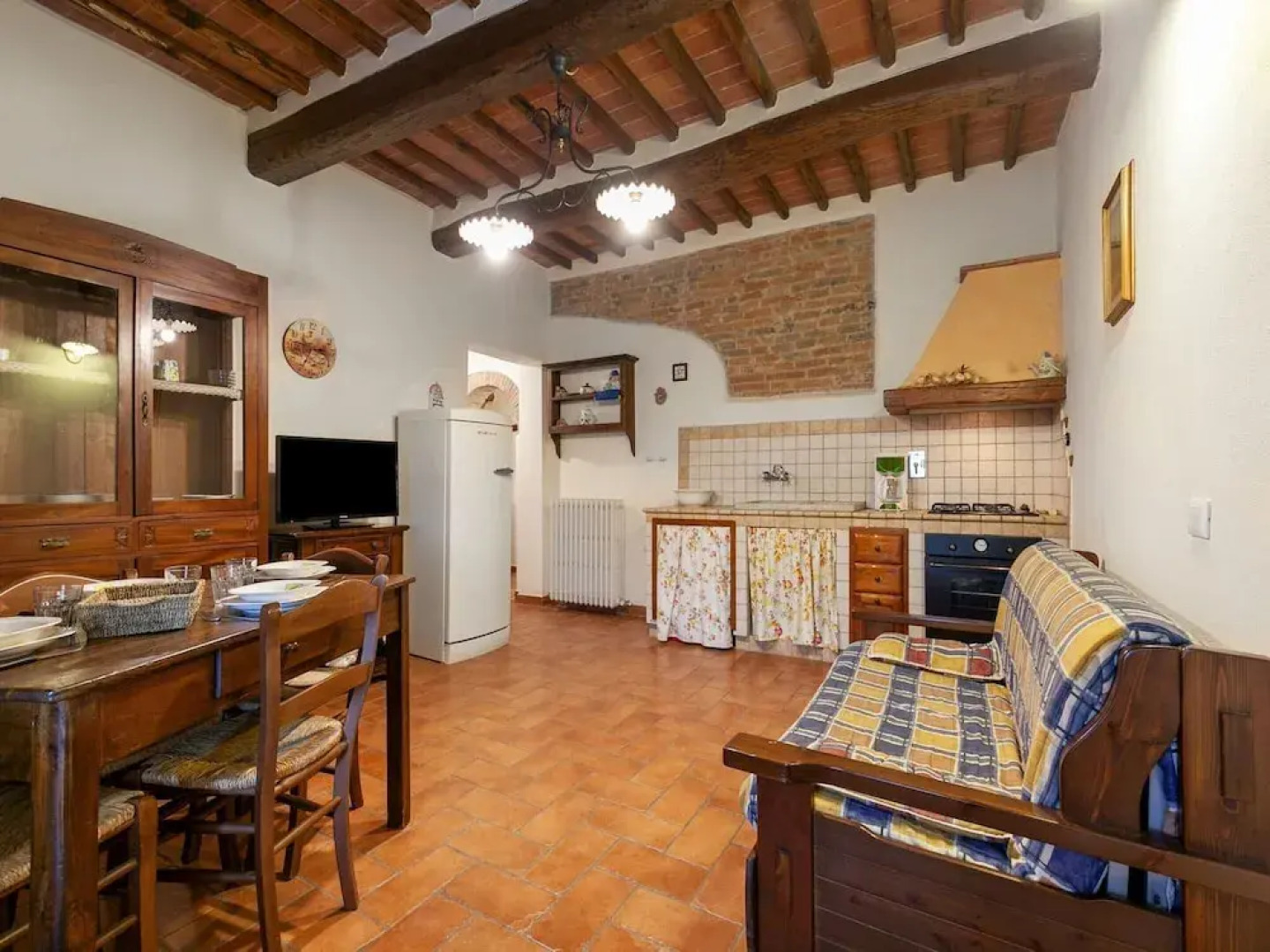 Belvilla by OYO Farmhous With Swimming Pool