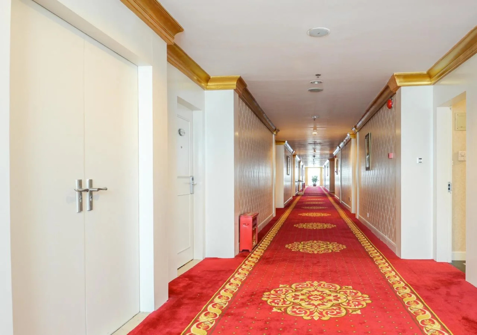 Nile Villa International Hotel