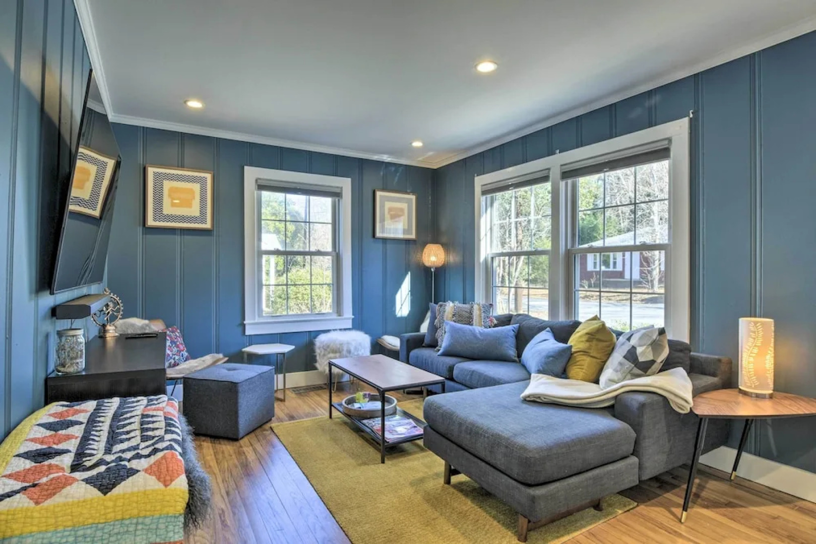 Renovated Carrboro House With Deck & Fire Pit!
