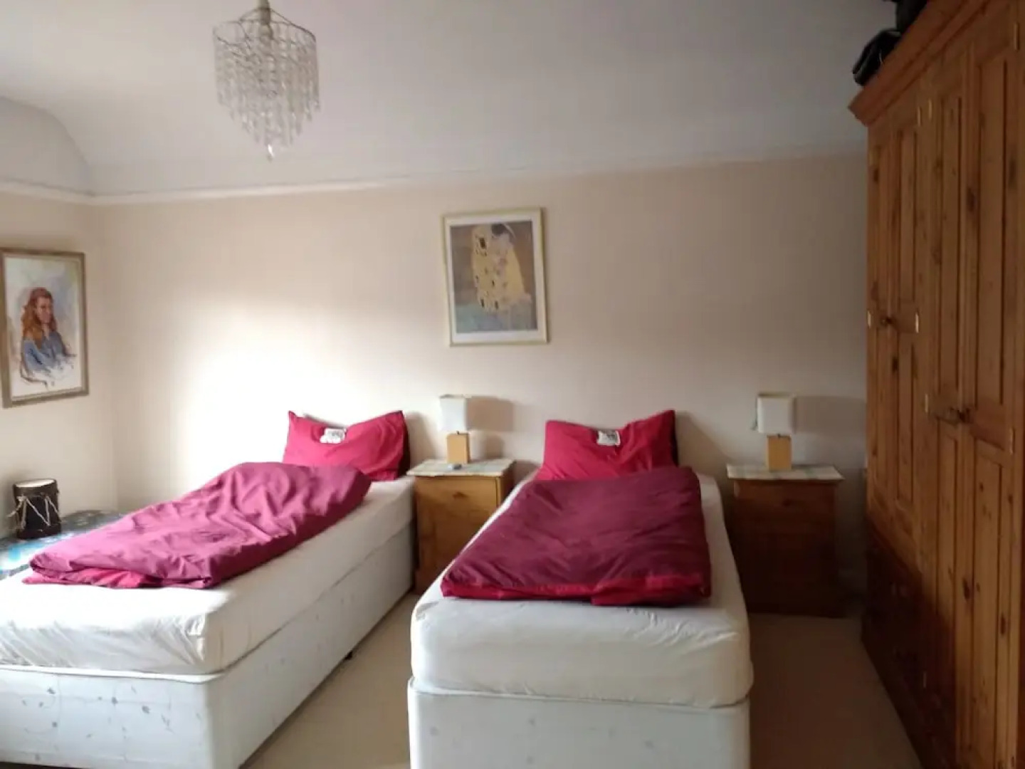 Three Bedroom Home With Garden in Brighton