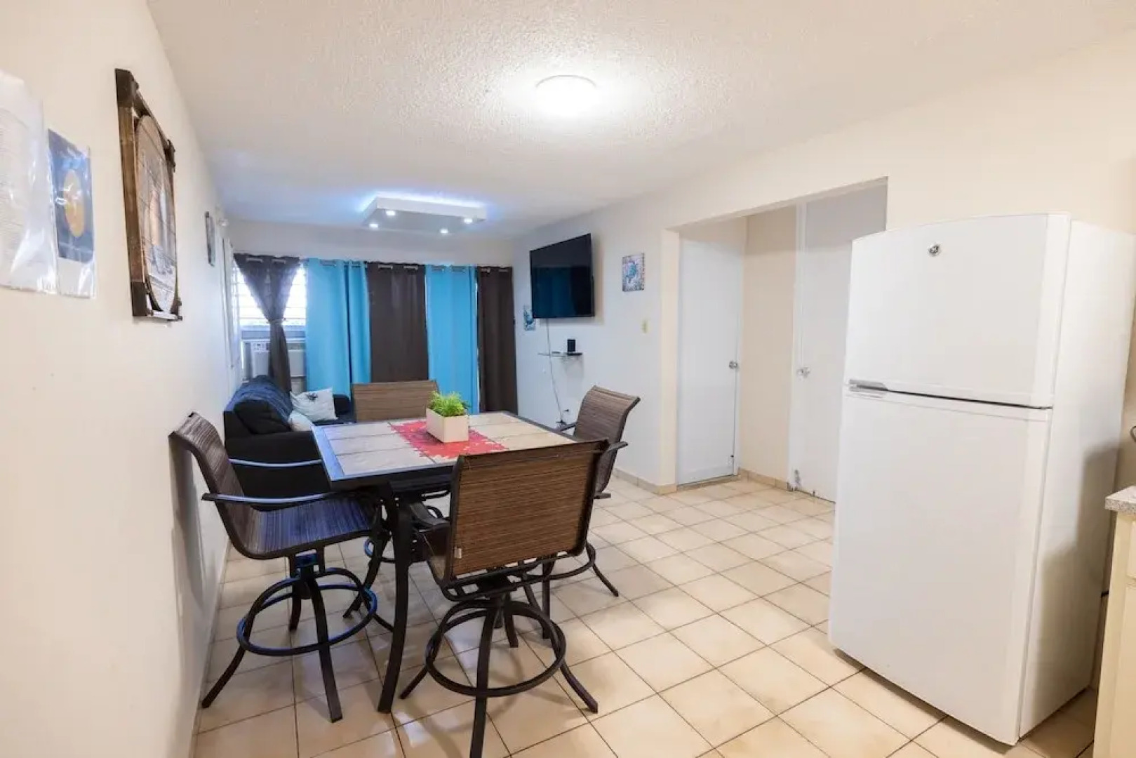 Montones Beach Apartment C-3