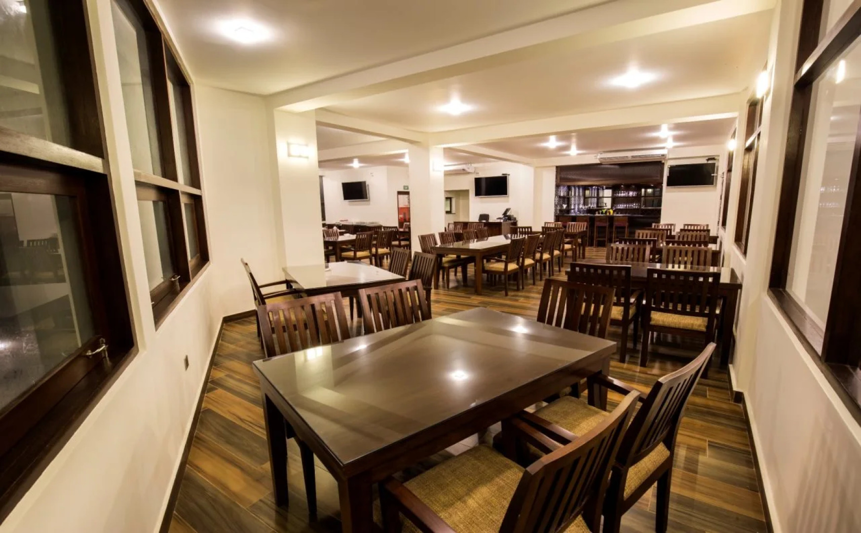 Grand 7 Hotel Kesbewa