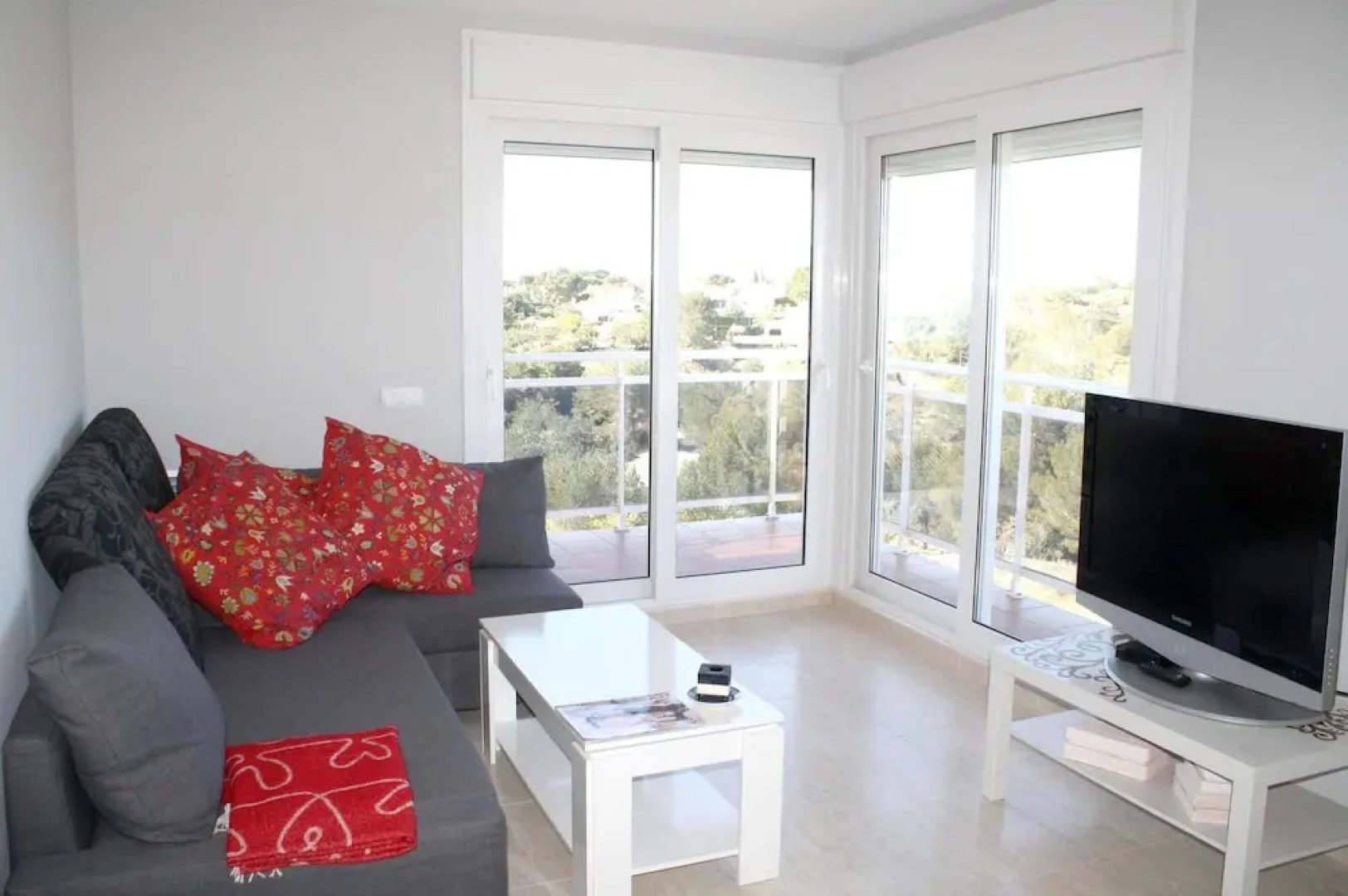 Apartment With 2 Bedrooms in Tarragona, With Wonderful sea View, Pool Access, Furnished Terrace Near the Beach