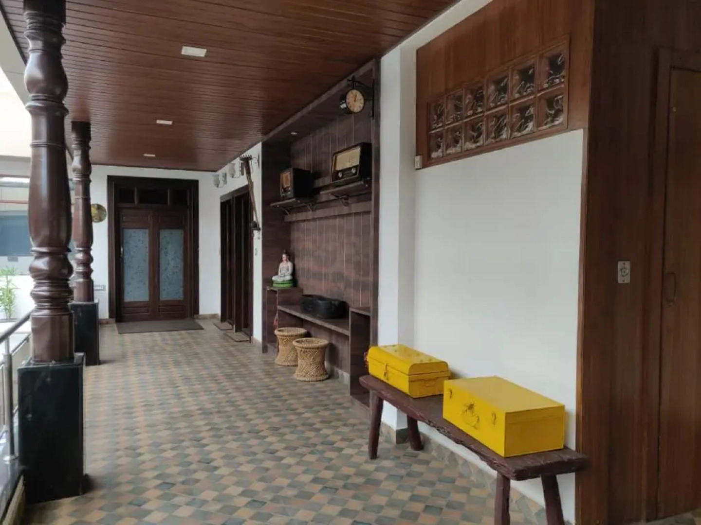 Hotel Mudra Midtown Suites and Rooms