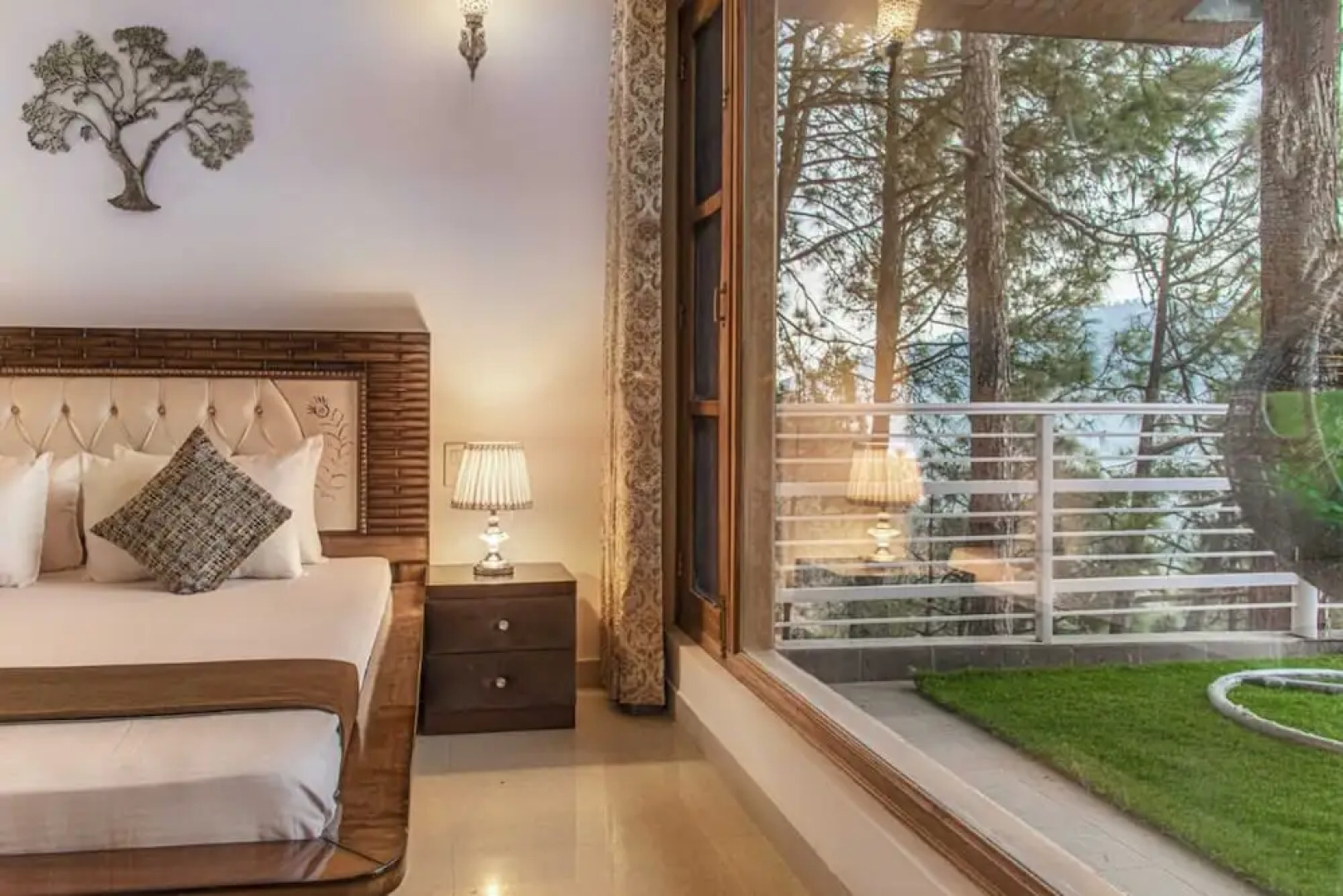 The Root villa Kasauli