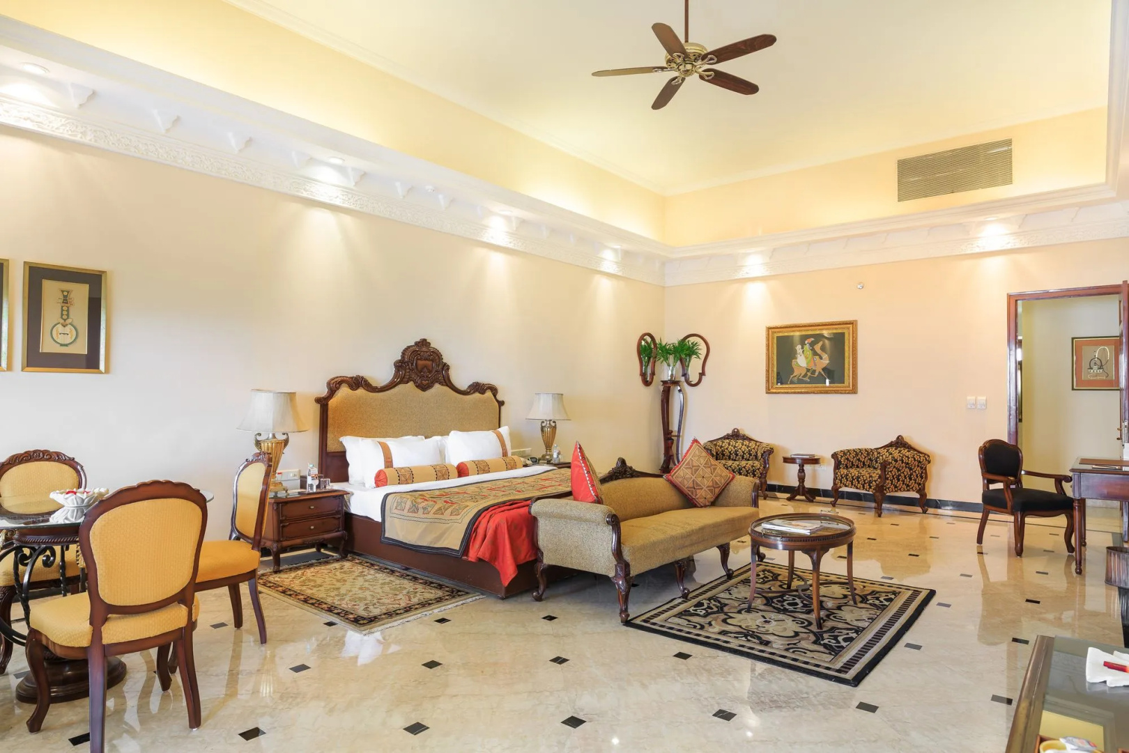 The Lalit Laxmi Vilas Palace